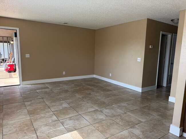 Building Photo - ***1248 W. Sunset***