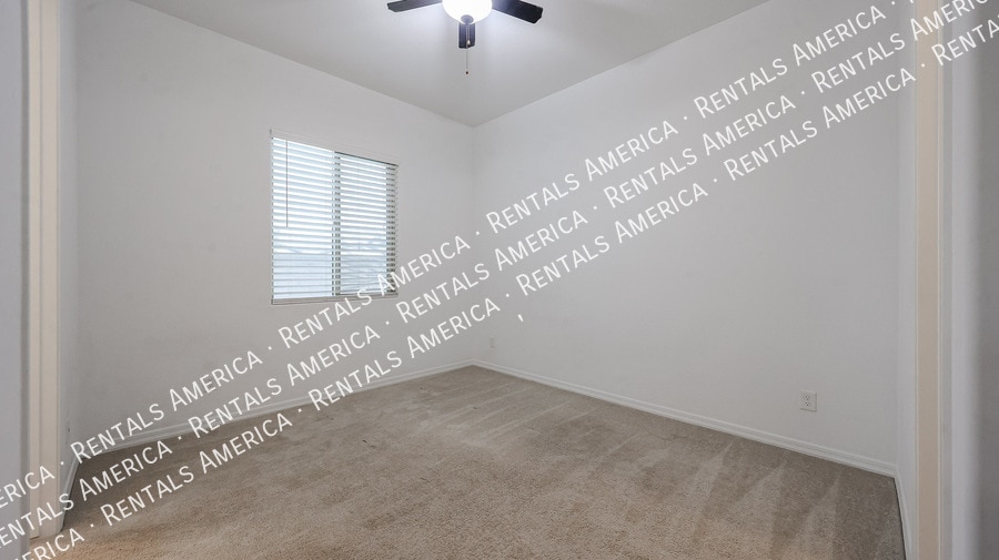 Building Photo - 19060 Rancho Dr