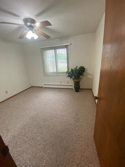 Building Photo - W151S7043 Cornell Cir
