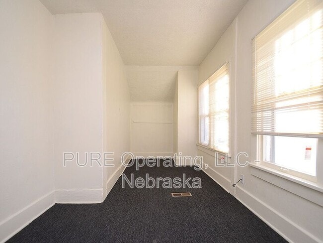 Building Photo - 3809 N 19th St