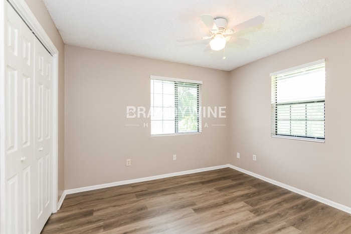 Building Photo - 9319 8th Ave