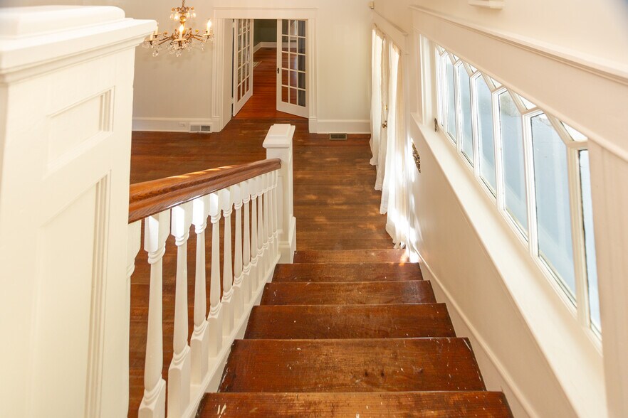 Building Photo - 1014 Shepherd St