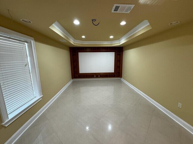 Building Photo - 2620 Springmonte Pl