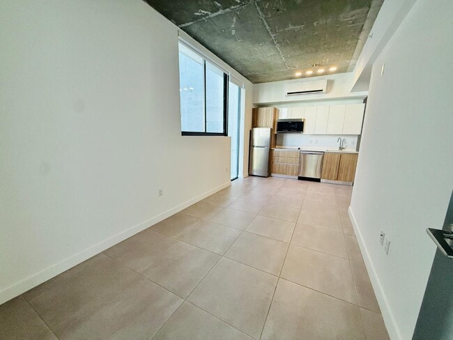 Building Photo - 1159 NW 8th Ave