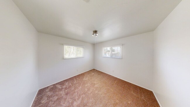 Building Photo - 12315 13th St