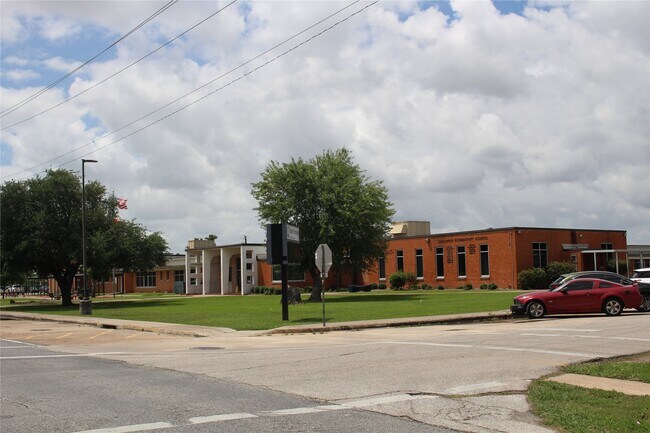 Building Photo - 13307 Force St