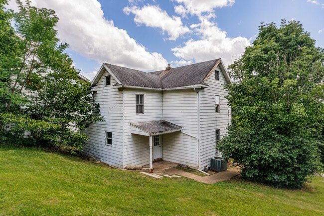 Building Photo - 975 Dorsey Ave