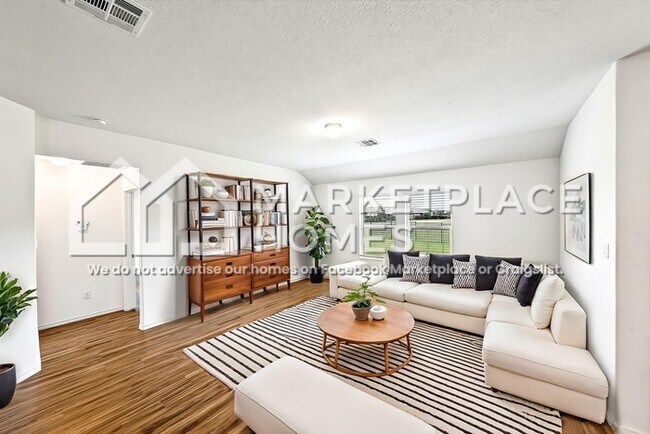 Building Photo - 3416 Pauling Loop