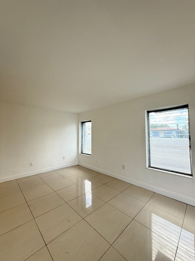Livingroom - Royal House Apartments