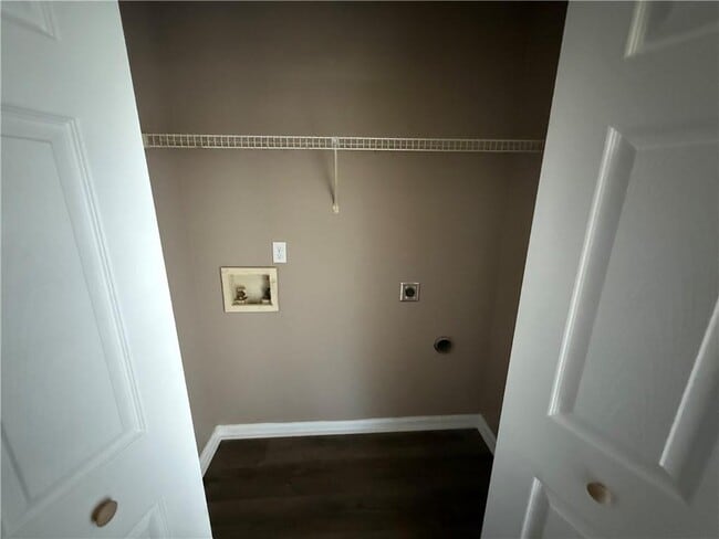 Building Photo - 145 Chandler Fields Dr