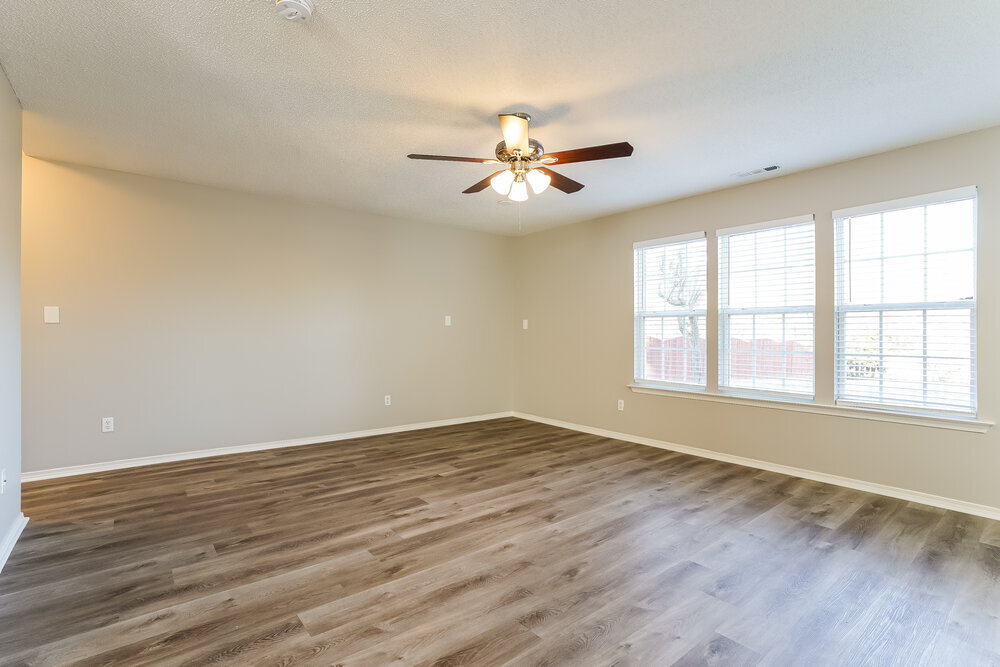 Building Photo - 6333 Saybrooke Dr