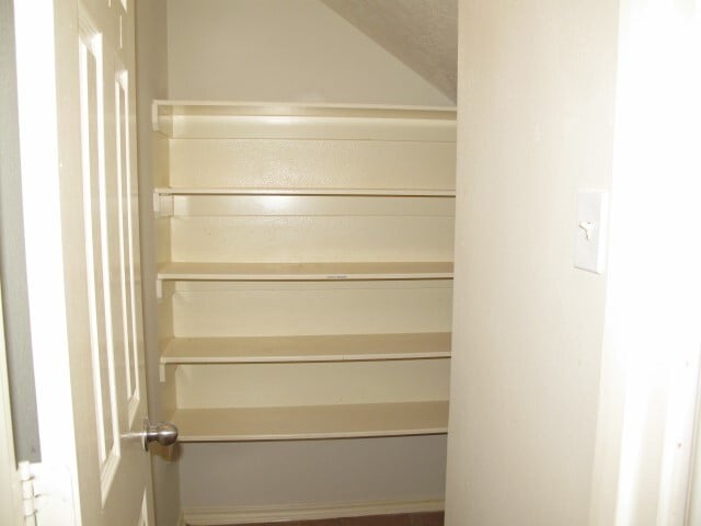 Building Photo - 14426 Fairbuff Ln