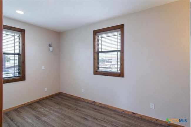 Building Photo - 1654 Gruene Vineyard Crossing