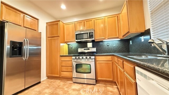Building Photo - 13253 Copra Ave