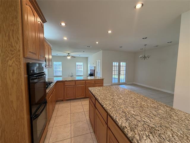 Building Photo - 1001 Meadow Creek Dr