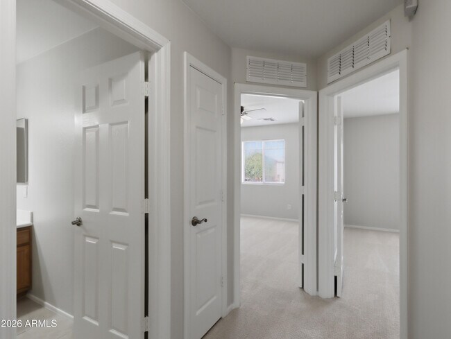 Building Photo - 12353 W Heatherbrae Dr