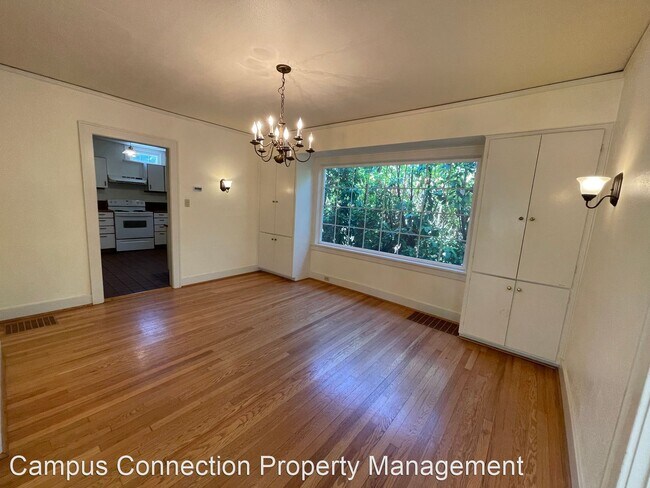 Building Photo - 4 br, 2 bath House - 1257 E. 19th Ave