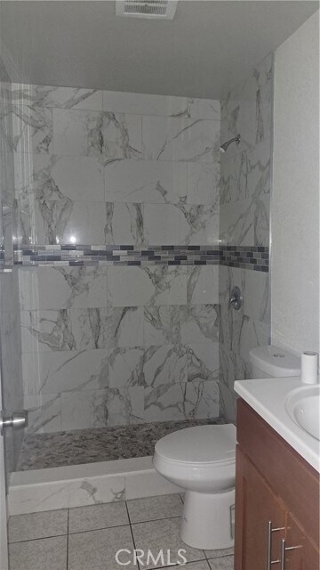 Building Photo - 1950 N Sierra Way