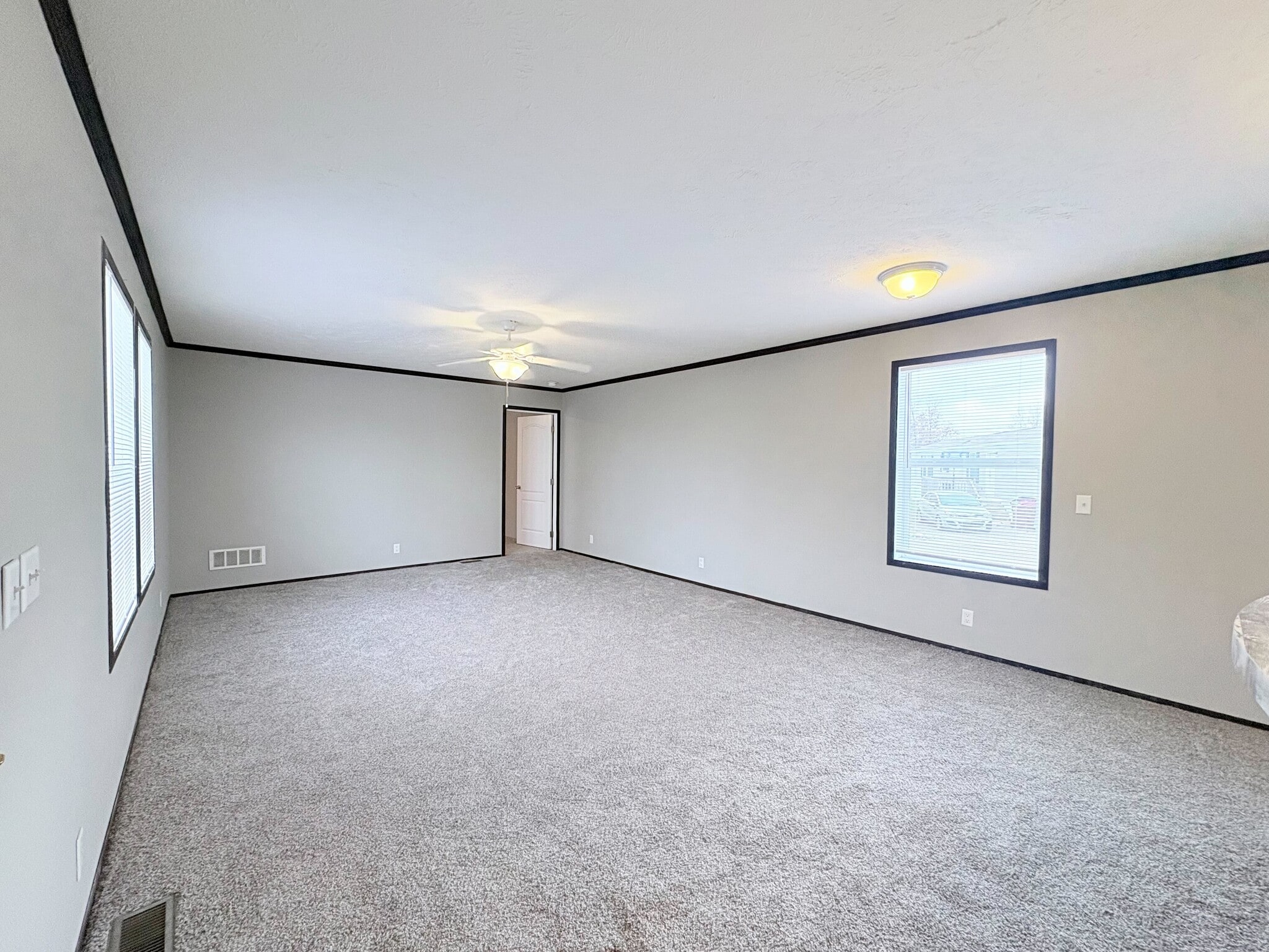 Building Photo - 10694 State Rte 762