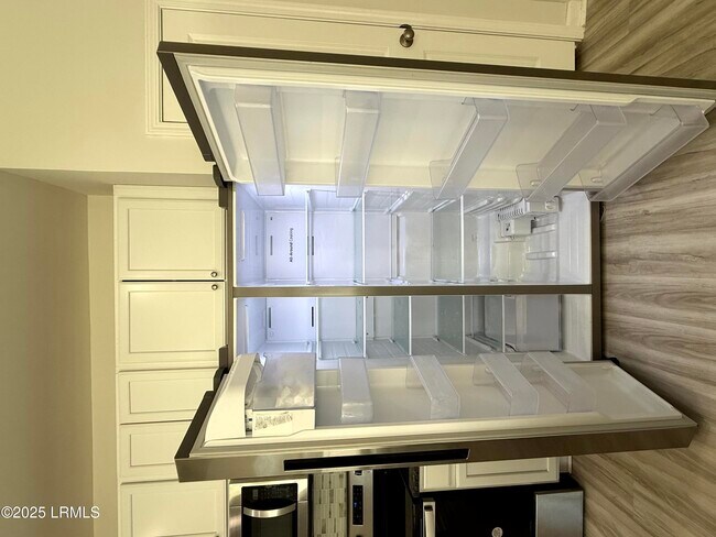 Building Photo - 1069 S Innovation Dr