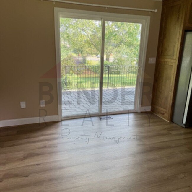 Building Photo - GORGEOUS RENOVATED HOME