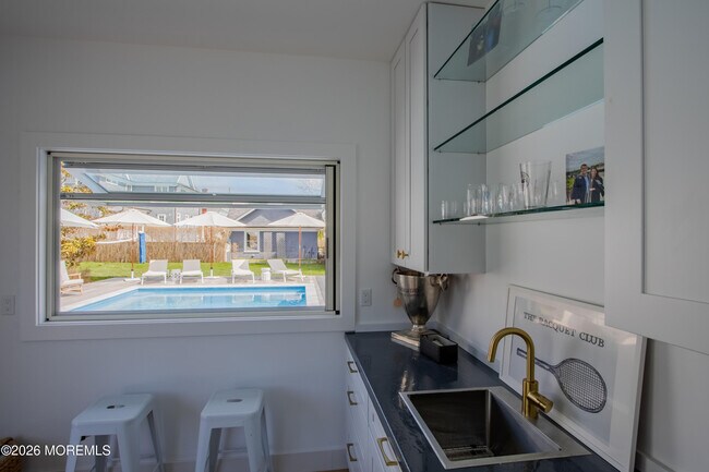 Building Photo - 207 Monmouth Ave