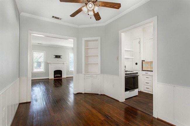 Building Photo - 5838 Vickery Blvd