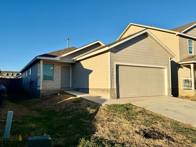 Building Photo - Beautiful Brand New 3/2 Home