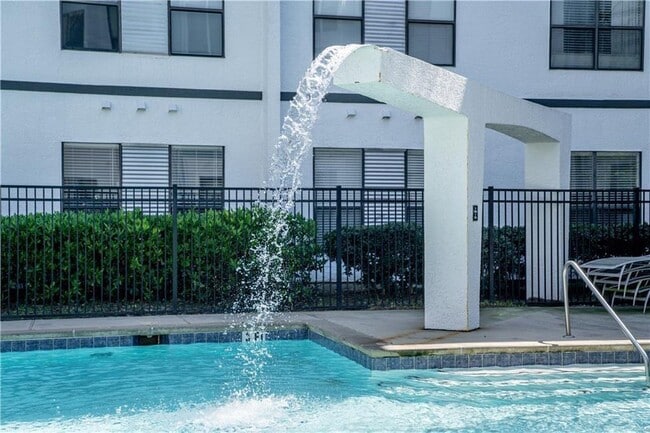 Building Photo - 821 Ralph McGill Blvd NE