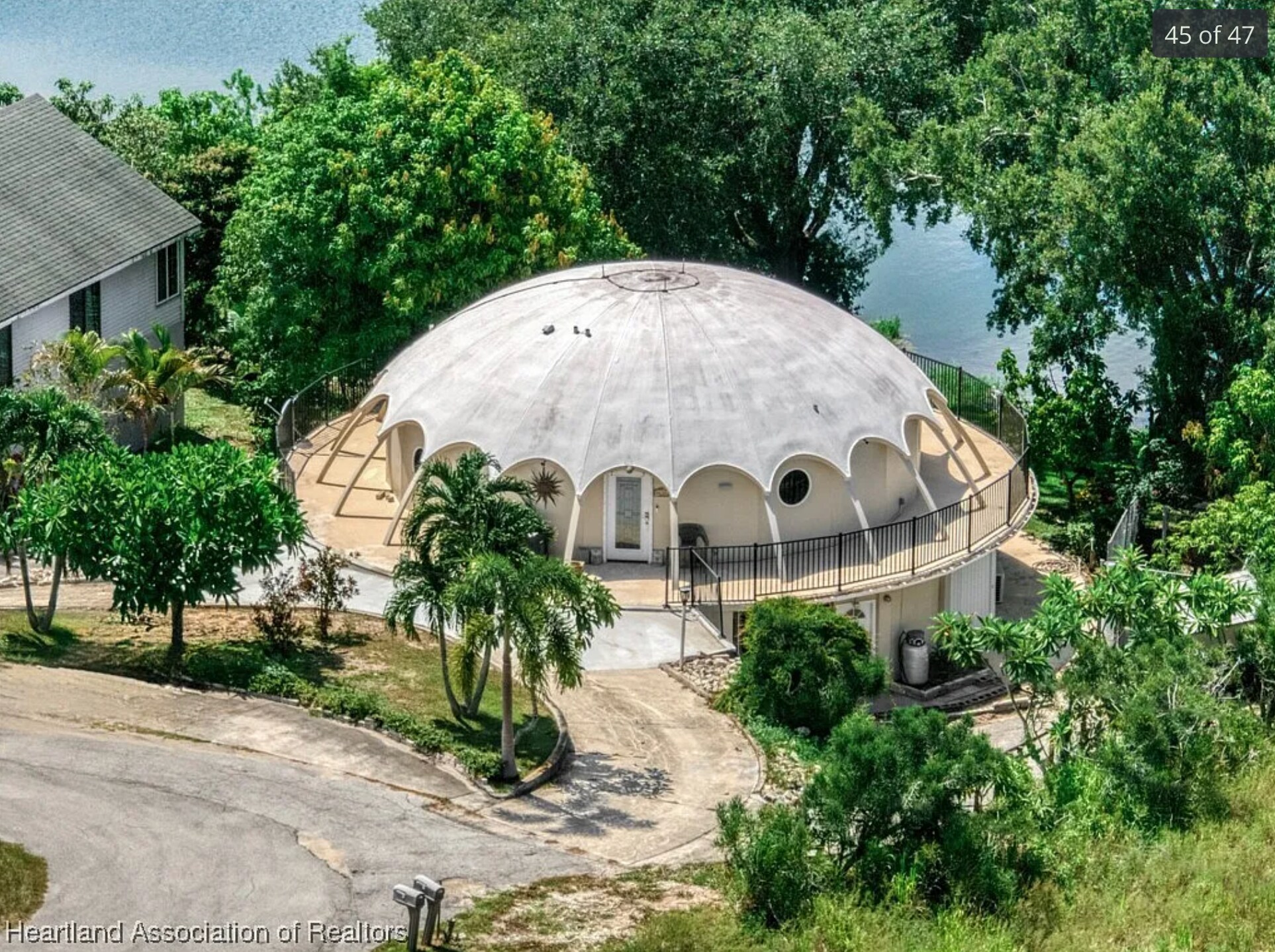 Front Side - 202 Rachard Blvd