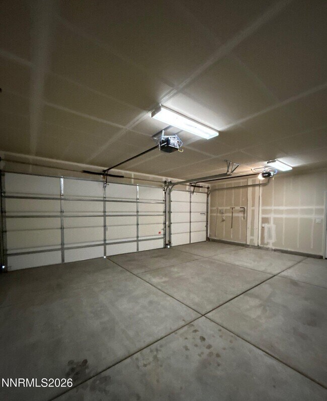 Building Photo - 774 Sweet Briar Ln