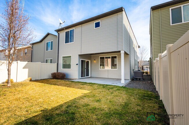 Building Photo - Heart of Meridian 4 Bed 3 Bath