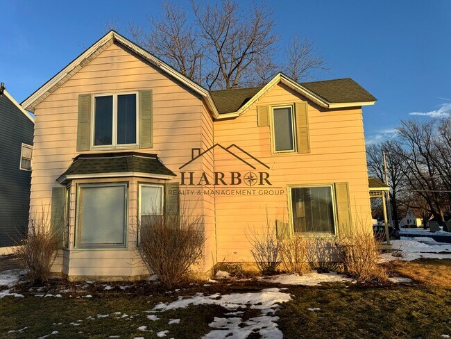 Building Photo - Single Family Home in Kasson, Mn