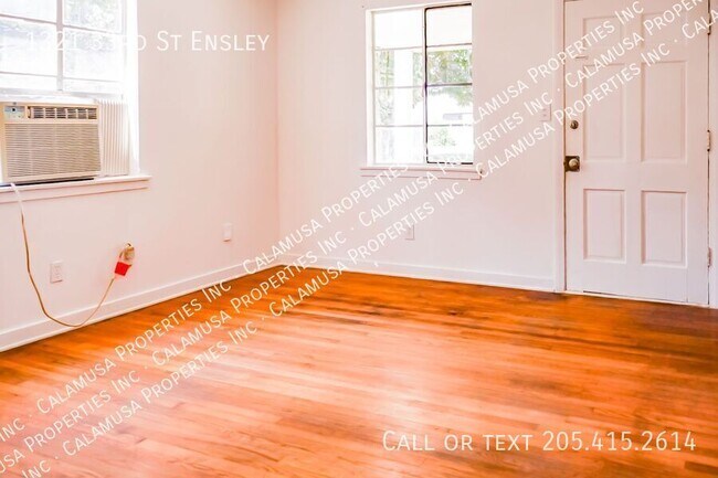 Building Photo - 1321 33rd St Ensley