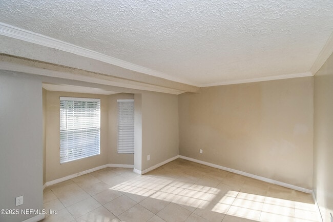 Building Photo - 10655 Tulsa Rd