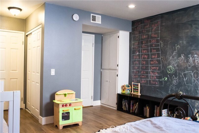 Building Photo - 4705 Kester Ave