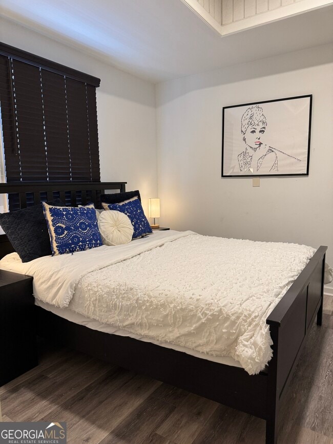 Building Photo - 1014 Curran St NW