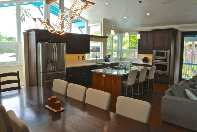 Building Photo - 362 - MA