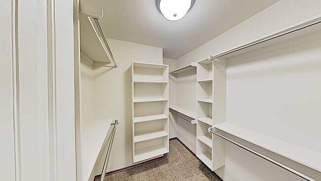 Building Photo - Very Nice 4 Bedroom 2 Bath Home in Mustang Schools