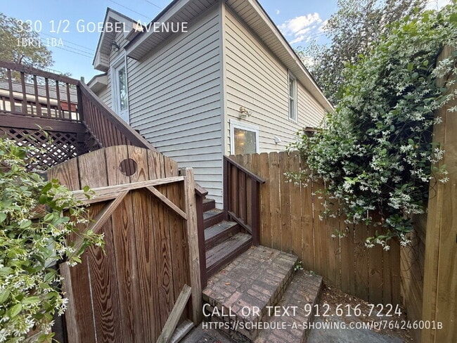 Building Photo - 330 1/2 Goebel Avenue-