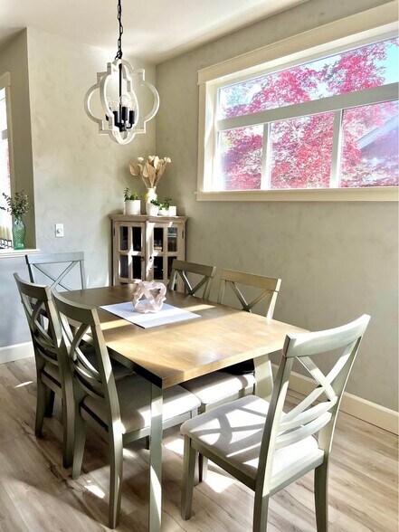 Dining Room - 737 241st Ln SE