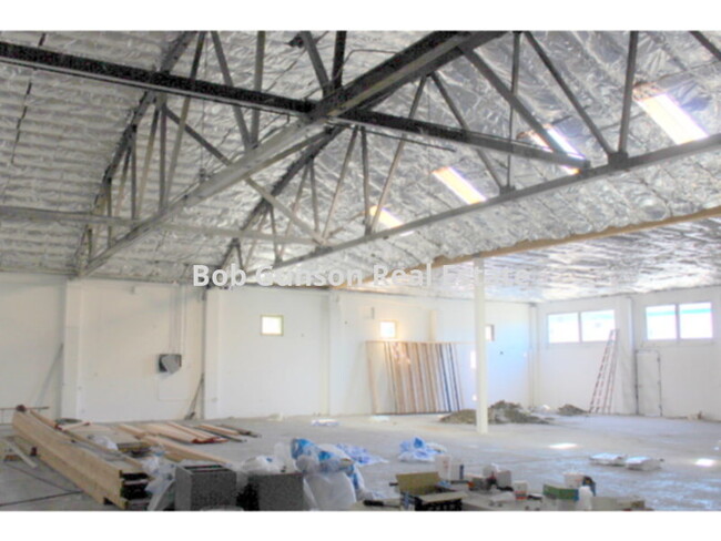 Building Photo - Commercial Warehouse