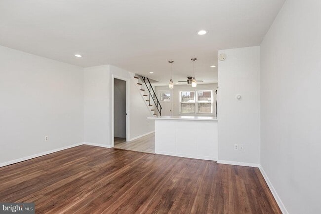 Primary Photo - 8125 Mid Haven Rd