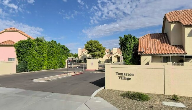 Building Photo - 455 S Mesa Dr
