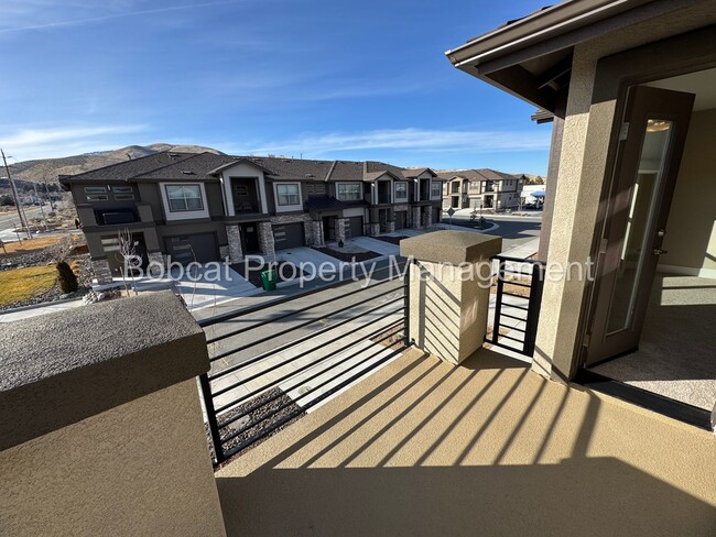 Building Photo - Brand New 3 Bedroom, 2.5 Bath Townhome in ...