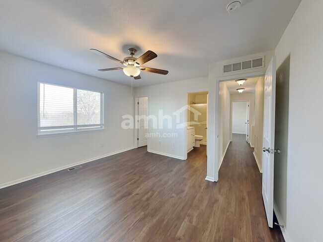 Building Photo - 4574 Cole Dr