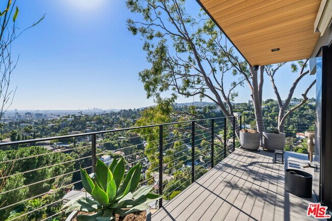 Building Photo - 5671 Spreading Oak Dr