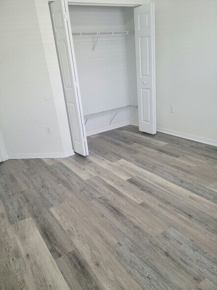 Building Photo - 10490 Chalmer St