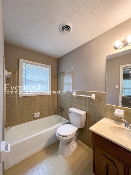 Building Photo - 731 Cumberland Cove