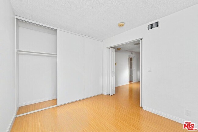 Building Photo - 4141 Via Marisol
